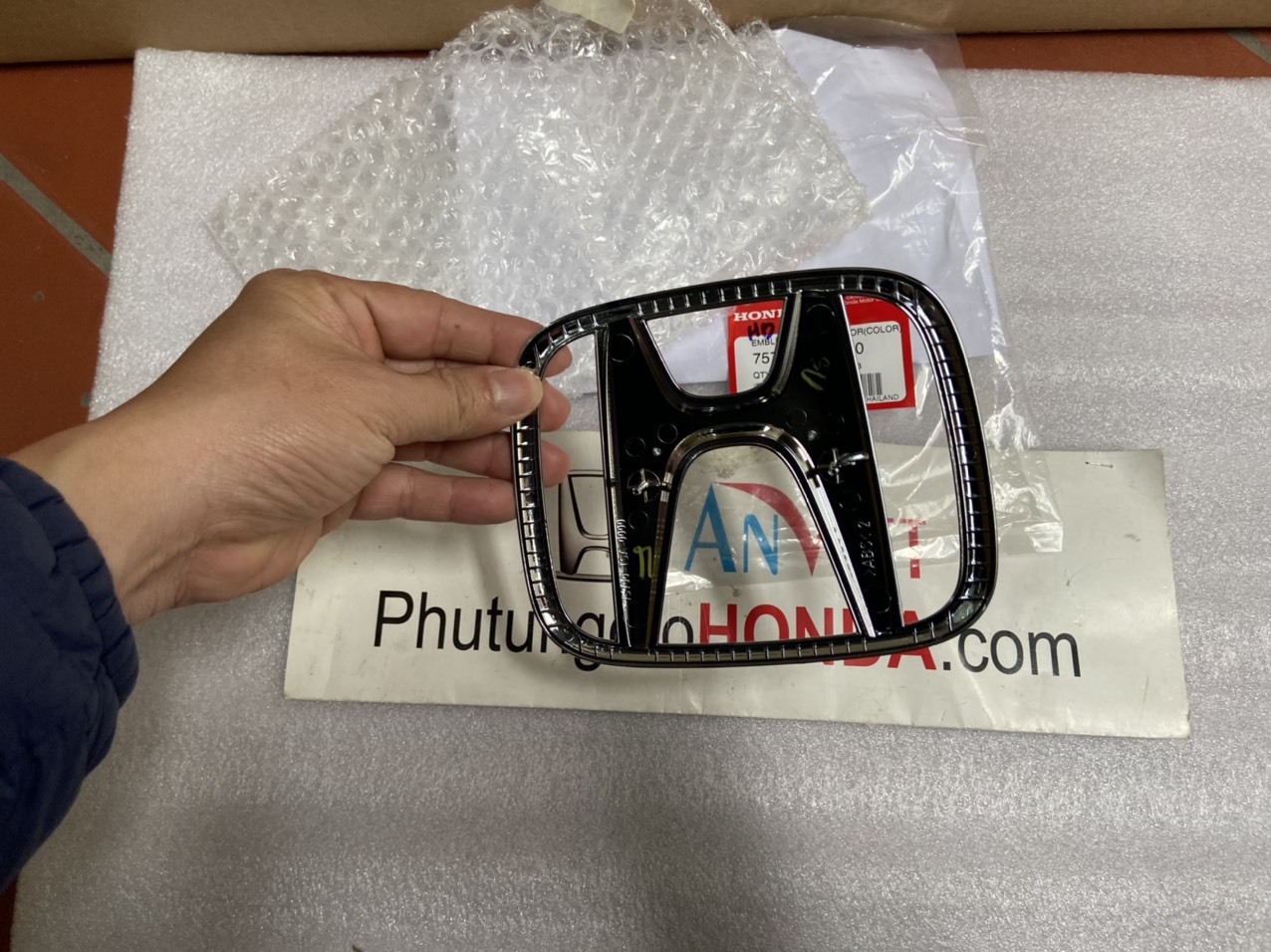 Lô gô xe Honda JAZZ 